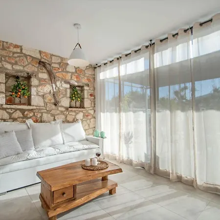 Villa Dionisis Laganas